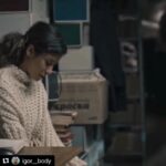Ravshana Kurkova Instagram - Первые 2 серии сериала "Контакт" уже на @premier_online . Cледующая (🔥) будет в эфире 14го сентября. Смотрите, пишите! 🤗❤️ @stychkin @pavel.maykov @sredaproduction @good_story_media @premier_online @tnt_online