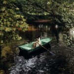 Ravshana Kurkova Instagram - ...Солнца сиянье окутано нежностью пара, Сосны и ели обвеяны бледностью света, Солнце далеко от пышного летнего жара, Сосны и ели далеки от жаркого лета. 🌿 (М. Кузмин, 1896) / 📷: @mark.mvrchi ЦПКиО Елагин Остров