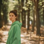 Ravshana Kurkova Instagram - Главное, что крылья в фокусе. 🌾💚🌾📷: @jullius.m Калининград • Kaliningrad