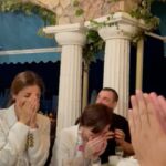 Ravshana Kurkova Instagram - Это были насыщенные эмоциями и впечатлениями, прекрасные 3 дня красоты, кино, праздника и радости встреч.💞🤗 Спасибо @alexander.rodnyansky , благодарю команду @kinotavrfestival , а участникам конкурсных и внеконкурсных программ искренне желаю удачи и поздравляю!🙌 (видео (в каруселе) со вчерашнего ужина, с неожиданным поздравлением с днём рождения (вообще-то у меня 22 августа, но, видимо, это совершенно неважно 🤣😅) оставлю тут, потому что это просто любовь и атмосфера счастья 💞).