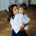 Ravshana Kurkova Instagram - Как же быстро они растут… ♾️❤️❤️♾️ #бесконечнаялюбовь / @xenichez 🙏🏻🥰🙏🏻 @tianafei_mua , спасибо за съемку! /
