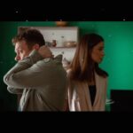 Ravshana Kurkova Instagram - Очень люблю «Контакт». И как зритель, и как часть прекрасной команды. С нетерпением жду 24 августа, когда на @premier_online стартует новый сезон нашего сериала. Отдельная благодарность и обожание всем, кто ждет эфира вместе с нами, надеюсь, порадуем. 🤗❤️ @sredaproduction @good_story_media