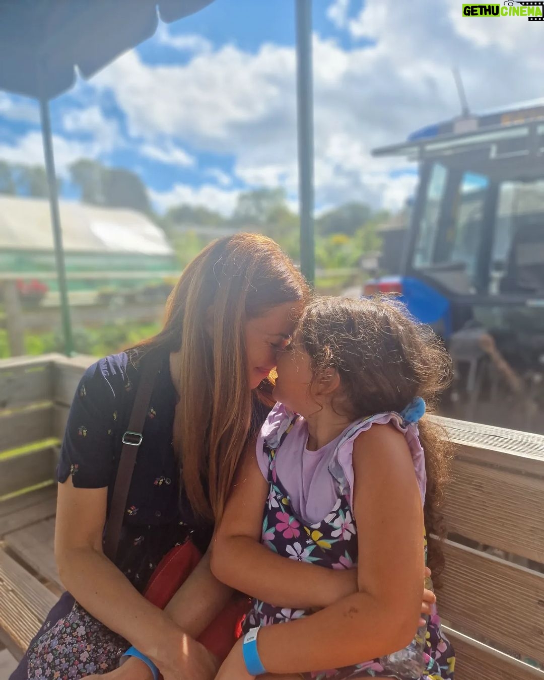 Raya Abirached Instagram - Nothing Compares ❤️ #unconditionallove 🩷 #happymothersday ❤️