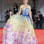 Raya Abirached Instagram – This Princess Red Carpet moment is making me very (very!) popular with my daughter :)

#VeniceFilmFestival 

 
High Jewelery last night was dreamy. Thank you to my @bulgari family

Always a pleasure working with the @georgeshobeika team. What a dress!

Of course #StyledByCed @cedrichaddad

Makeup by @armanibeauty thank you @georges.makeupartist was lovely to meet you!

Hair by @kerastase_official grazie @valentinahstyle 

Photos by the carissima @karendipaola_photo 

Also many thanks to the team @labiennale Venice Film Festival