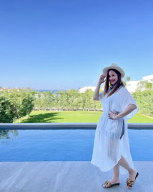 Raya Abirached Instagram - Here Comes the Sun ☀️ 
@adwanrealestate

#Protaras #Kapparis
