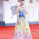 Raya Abirached Instagram – This Princess Red Carpet moment is making me very (very!) popular with my daughter :)

#VeniceFilmFestival 

 
High Jewelery last night was dreamy. Thank you to my @bulgari family

Always a pleasure working with the @georgeshobeika team. What a dress!

Of course #StyledByCed @cedrichaddad

Makeup by @armanibeauty thank you @georges.makeupartist was lovely to meet you!

Hair by @kerastase_official grazie @valentinahstyle 

Photos by the carissima @karendipaola_photo 

Also many thanks to the team @labiennale Venice Film Festival