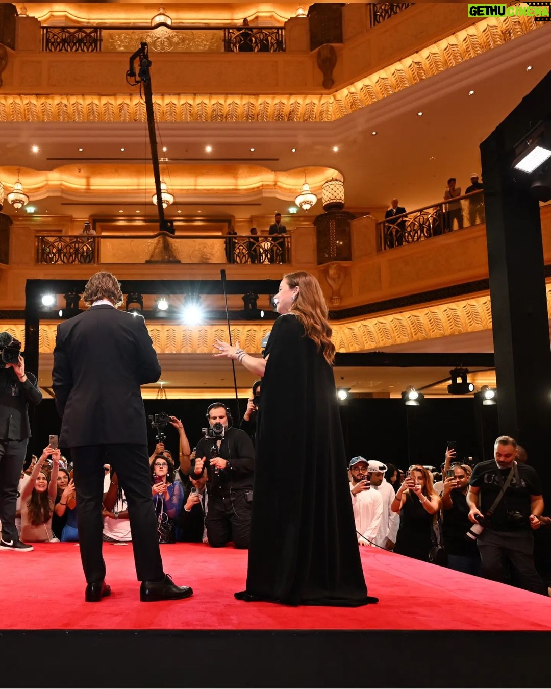 Raya Abirached Instagram - Eid Adha Moubarak everyone! Excitement levels through the roof last night as i hosted the unforgettable Abu Dhabi premiere of @missionimpossible Dead Reckoning: Part 1 with @tomcruise & the whole cast! #MissionWorldTour Thank you @filmabudhabi @paramountpics @fourstarfilmsme Amazing to work with you all! Voila for the look! @bulgari high jewelery @zuhairmuradofficial dress #StyledByCed @cedrichaddad Hair & Makeup @rj_beautysalon @ranim.alturki @john.dimirje Photos: @maged_helal @gettyimages Emirates Palace, Abu Dhabi UAE