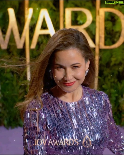 Raya Abirached Instagram - A good and joyous energy tonight :) #JoyAwards #StyledByCed @cedrichaddad In a #Fiorever gorgeous set from @bulgari The fabulous gown is @maisonvalentino Makeup @ranim.alturki Hair @georgeselmendelek @mbc1 @shahid.vod Riyadh, Saudi Arabia