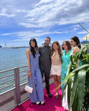 Raya Abirached Instagram - All the beautiful talented arabic girls 🩷🩷🩷🩷
And Mo's watchfull eye :)

@festivaldecannes