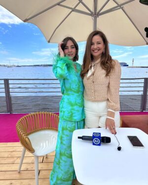 Raya Abirached Instagram - All the beautiful talented arabic girls 🩷🩷🩷🩷
And Mo's watchfull eye :)

@festivaldecannes