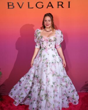 Raya Abirached Instagram - Celebrating #BulgariEdenTheGardenOfWonders tonight.

Thank you @bulgari for an exceptional evening!

#bulgarihighjewelry