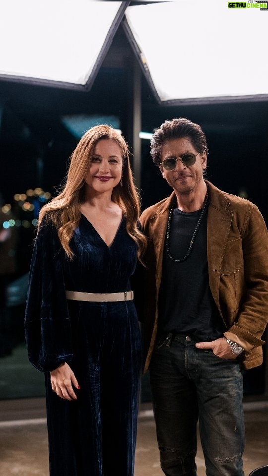 Raya Abirached Instagram - Full special! Friday 22nd Dec on @mbcbollywood Full highlight! Saturday 24th Dec on @mbc2insta #ScoopWithRaya #dunki @iamsrk