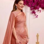 Raya Abirached Instagram - #OscarSunday 🩷🩷🩷🩷 Academy Awards