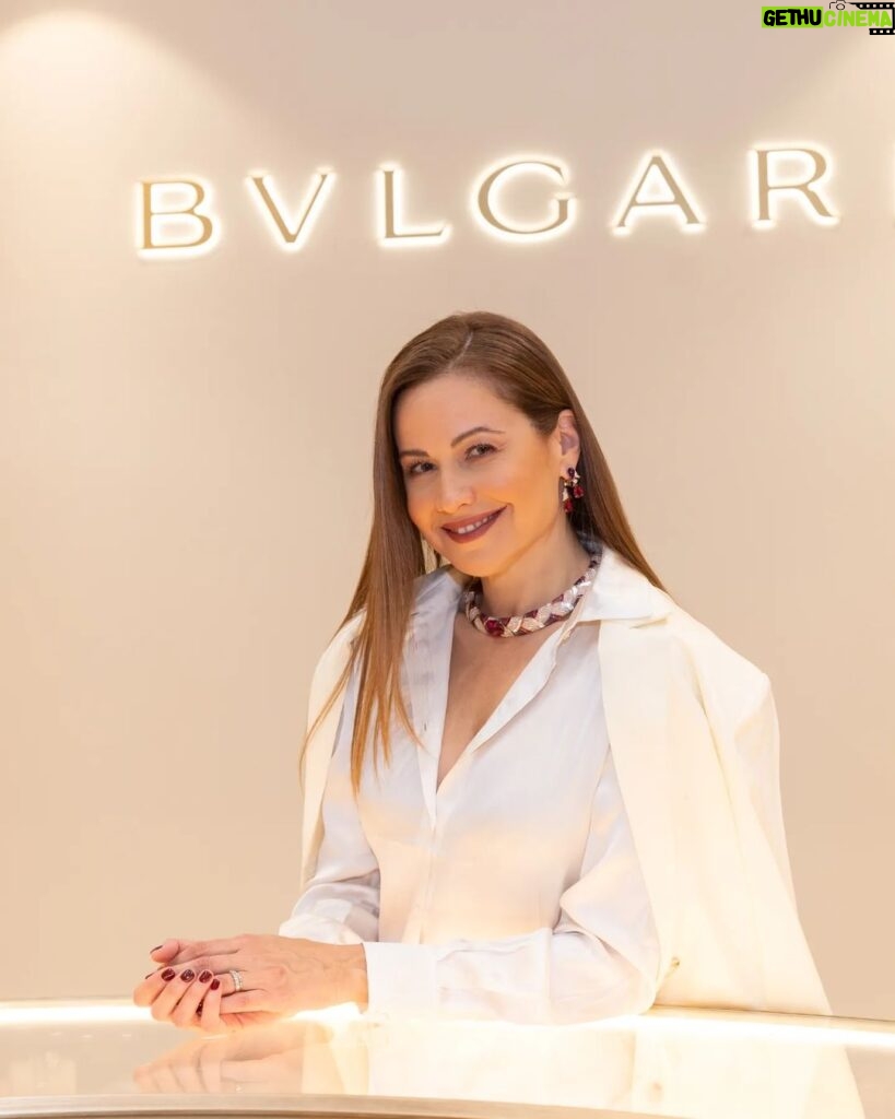 Raya Abirached Instagram - A wonderful day spent with my @bulgari family in Doha to view the most exquisite #highjewelry and #timepieces #dohajeweleryandwatchesexhibition #bulgarihighjewelry @djwe.qa Doha Jewellery & Watches Exhibition