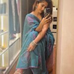 Reba Monica John Instagram - The Colors, the feel, so simple and just the way I like it! Can’t get enough 💕🦋 #sareelove #explorepage #indianwear #cottonsaree #comfortzone