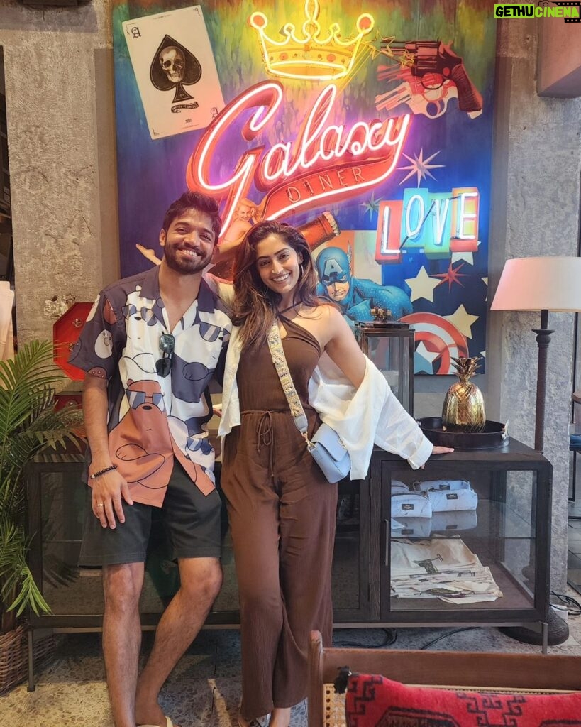 Reba Monica John Instagram - Happy happy 30th birthday baby! What better place to bring in the dirty 30 other than Bangkok 😅 Just know I'm so proud of everything you're doing, and I couldn't be blessed with a better partner. Thanks for being the light in my life. I love you ♥ Also, hooked to this song now 🤣 To being goofy and doing whatever we like 🍻 #birthday #bangkok #traveldiaries #dirtythirty #bringiton #coldplay 🎂🥳🎊 Luka Bangkok