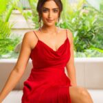 Reba Monica John Instagram - We hit the Million dollar 💵 club baby - Red hot chilli pepper style 🌶️ HMU @sanchitha_naik_mua Styling @manogna_gollapudi Outfit @prashantikumarlabel 📸 @mahesh_nair #milliondollarclub #samajavaragamana #portrait #fashionphotography