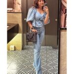 Reba Monica John Instagram - Whatever the season, without a reason don’t be shy, whether august or July Wear Denim on denim cause you’d be winnin 🫰🏼✨ my rhyme games bad, hoping it didn’t make you sad But now you’re smiling, as you read this line I’m hoping Thanks for your precious time, I promise I’ll do better next time, okay byeee 🤣 #mirrormirror #denimondenim #neveroutofstyle #tipsandtricks