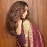 Reba Monica John Instagram - Stole this saree from my mother ✨ the older they get, the more beautiful to drape! Swipe for some saree spam 😁 #sixyardsofelegance #empoweredfeeling #motherssareesarealwaysspecial #instadaily