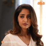 Reba Monica John Instagram - అందం, అభినయం.. అన్నీ కలగలిపితే, అబ్బా ఏమున్నదబ్బా రేబా.😍♥️ #SamajavaragamanaOnAHA Streaming Now @sreevishnu29 @reba_john @ramabbaraju @anilsunkara1 @rajdanda @balajigutta @gopisundar__official @raam_dop @chotakprasad @bhanu.bogavarupu @nandusavirigana @brahma_kadali @hasyamovies @akentsofficial @anilandbhanu @ursvamsishekar @realkhiladiofficial