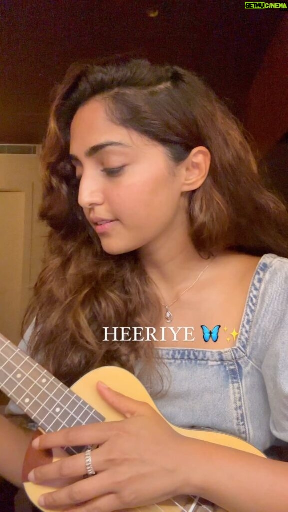 Reba Monica John Instagram - Since so many of you really enjoyed my version and sent me so much loveee 🦋, posting this on popular request. Every time I get anxious or upset, music rescues me, calms me down and grounds me! Im no professional, just a work in progress and hope to better myself with each song I sing, so this one’s just a not-so -perfect Heeriye. A special 🫶 to each of you who DM’ed me after watching this story . I read each of your messages and It means everything to me! So thank you ✨ #midnightjamwithrebs #ukelelecover #heeriye #acousticcover #whenindeepthought #isingtomyself #reelsinstagram