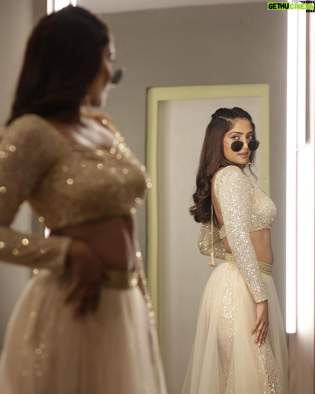 Reba Monica John - 315.2K Likes - Okay Caption this and I’ll share the best on story 💫💃