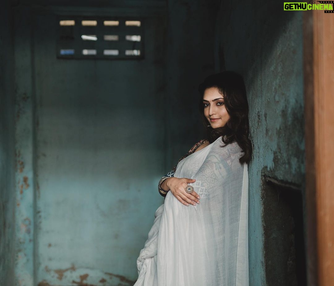 Reba Monica John Instagram - The last few from the series that’s close to my heart! 🌸🤍 Our sole aim was to keep it real and rustic with this shoot! I remember deciding with the team to walk down Parry’s street to find some live locations and coincidentally, to our amazement, we happened to walk into an almost torn down, rustic building that looked like a set, like it was made just for us! The Colors, props, the aesthetic was exactly what we wanted. We didn’t have to do anything more. Thankful to the wonderful team I got to work with, who so effortlessly brought this vision to life ❤️ Shot by : @deepak_durai_photography Wardrobe/styling : @labelswarupa MUA : @priya_durai_makeoverartistry Assisted @Im_stefy3 Conceptualised - @arunprajeethm #aesthetic #rustic #southindian #tamilactress #tamilbgm #chennaidiaries #keepingitreal #photooftheday #streetphotography Chennai,Tamilnadu