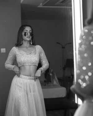Reba Monica John Instagram - Okay Caption this and I’ll share the best on story 💫💃