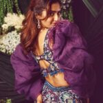 Reba Monica John Instagram - Did I hear Queeeen 👑✨ Walked for @teach_for_change Outfit: @amitgt_officialpage Jewellery: @siddharthafinejewellers Styled by @officialanahita Makeup: @theartbeatsalon Photography: @shreyansdungarwal Decor: @eventoentertainments Hyderabad