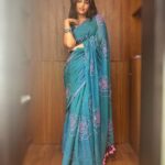 Reba Monica John Instagram - The Colors, the feel, so simple and just the way I like it! Can’t get enough 💕🦋 #sareelove #explorepage #indianwear #cottonsaree #comfortzone