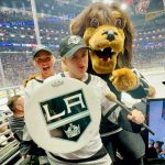 Rebel Wilson Instagram - LA KINGS. PLAYOFFS. THE BEST! 🖤🤍🖤 Thanks @daveophilly 🤍🖤🤍🏒 🏒🏒🏒🏒🏒🏒@lakings