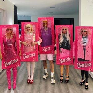 Rebel Wilson Instagram - Come on Barbies let’s go party! Happy Halloween!