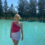 Rebel Wilson Instagram - I just noticed I put on 3 kg’s on my holiday 🙈 I’m at an amazing all-inclusive resort…I’ve lost all self control 😜. But you know what? I can get up tomorrow and go to the gym, and hydrate and eat healthy and love myself. It doesn’t help to be hard on yourself but I know what it’s like to feel guilty and not great after eating too much. But if you’re like me just know YOU are more than just your weight, your weight doesn’t define you, just try your best to be healthy and don’t be so hard on yourself 💗 Be the best version of you 💗