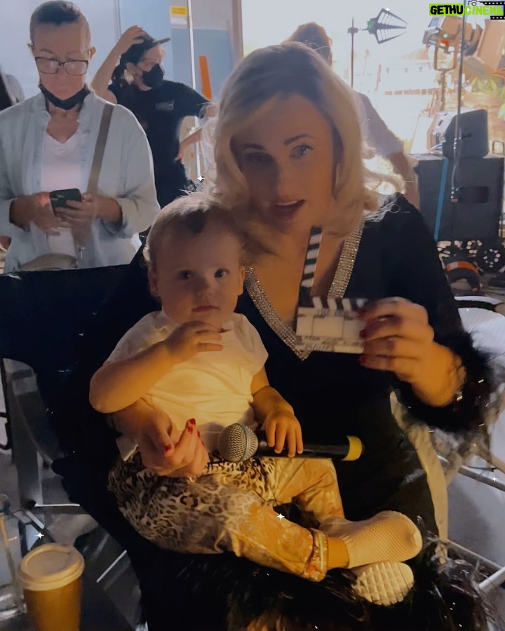 Rebel Wilson Instagram - Baby Royce learning the ropes on set! #TheDeb @thedebfilm