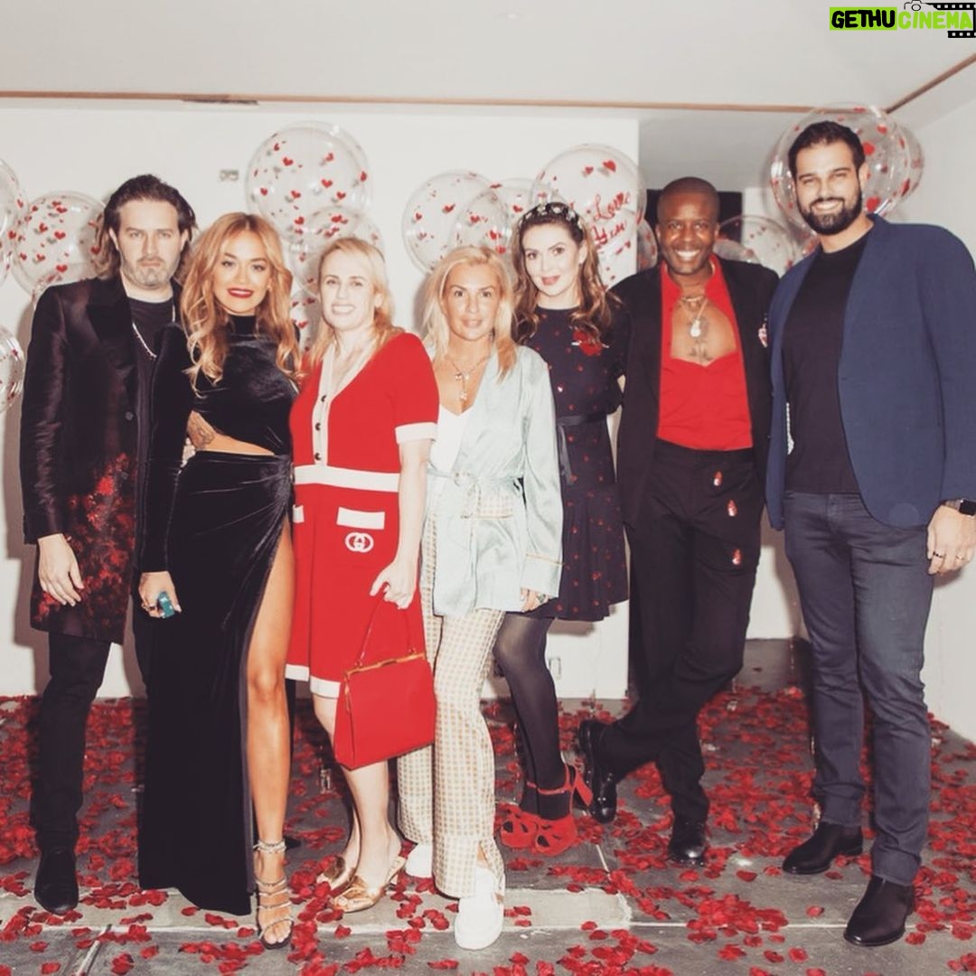 Rebel Wilson Instagram - A lot of love for these folks š„° Thanks @michael @vasjmorgan ā¤ļø Happy Valentineās Day everyone