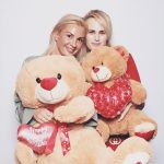 Rebel Wilson Instagram - A lot of love for these folks 🥰 Thanks @michael @vasjmorgan ❤️ Happy Valentine’s Day everyone