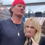 Rebel Wilson Instagram - @taylorswift really does have the most amazing fans! Thank you for all the bracelets and the love you show everyone! It made tonight such an amazing experience not only for me and my friends but for my 8 year old niece who was just so excited to have Taylor be her first ever concert!