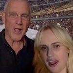 Rebel Wilson Instagram - @taylorswift absolutely CRUSHED IT tonight! And thanks to @sabrinacarpenter for being so so cool and Papa Swift for all the chats! What an epic concert! Taylor you are just incredible!!! 🐨 🇦🇺 🎶