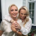 Rebel Wilson Instagram - @tiffanyandco has been part of our unique love story since the very beginning! (Our friend Hugh who set us up gave us both Tiffany’s charms when he 3rd wheel’d us at The Sunset Tower Day 1) 😘 #Tiffanyandco #LockWithLove #TiffanyPartner