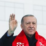 Recep Tayyip Erdoğan Instagram - İnşallah altyapıdan üstyapıya, konuttan köy evine, iş yerlerinden sosyal donatılara her alanda büyük bir gayretle ve özveriyle çalışarak afet bölgemizi en kısa sürede ayağa kaldıracağız.