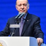 Recep Tayyip Erdoğan Instagram – SSK ve Bağ-Kur emeklilerimizin aylıklarında Ocak 2024 tarihi itibarıyla 6 aylık artış oranını %49,25 olarak uygulayacağız.
 
Devletimizin imkânları arttıkça bundan ömrünü ülkemize ve milletimize hizmete adamış emeklilerimizin de istifade etmesini sağlayacağız.