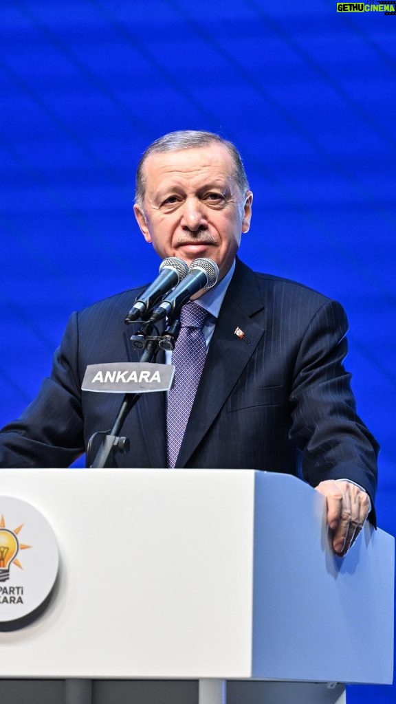 Recep Tayyip Erdoğan Instagram - SSK ve Bağ-Kur emeklilerimizin aylıklarında Ocak 2024 tarihi itibarıyla 6 aylık artış oranını ,25 olarak uygulayacağız.   Devletimizin imkânları arttıkça bundan ömrünü ülkemize ve milletimize hizmete adamış emeklilerimizin de istifade etmesini sağlayacağız.