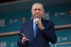 Recep Tayyip Erdoğan Instagram - Hasbiliğin, harbiliğin, delikanlılığın kitabını yazan Adana… Teşekkürler Adana! 🇹🇷