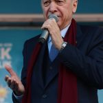 Recep Tayyip Erdoğan Instagram – Muhalefetin belediye başkan adayları, şehirlere hizmet edecek ismi bulma kriteriyle değil, parti içi hiziplerin paylaşım aracı olarak belirleniyor.

Öyle ki “kim nereyi kaparsa elinde kalıyor” havasında bir süreç yaşanıyor.