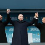 Recep Tayyip Erdoğan Instagram - Toprağını erenlerin, evliyaların, şehitlerin beklediği, gönlü Fırat gibi coşkun aziz Elâzığ… Teşekkürler Elâzığ! 🇹🇷