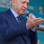 Recep Tayyip Erdoğan Instagram - Dünyada rakipleriyle değil kendi kendileriyle uğraşarak seçim kazanmaya çalışan muhalefet herhalde sadece bizim ülkemizde var. Mersin