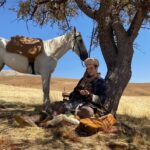 Recep Usta Instagram - Hey gidi Mansur Ata... Mavera Bu akşam 23:30’da Trt1’de . @esfilmcomtr @maveratrt @trt1