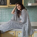 Regina Cassandra Instagram - Cause who doesn’t love a quickie. Bringing the taste of home to your table, one spoonful at a time! 🍲✨ Indulge in the authentic flavors of @orillandv INSTANT chutney and sambhar premix, crafted to perfection. Kasthurika’s dosas just got a whole lot tastier!🤤 #HomemadeGoodness #OrillMagic #collab #InstantDelight”