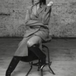 Regina Hall Instagram - Thank you @bust_magazine On stands September 1 🖤 📸 @liaclay 👗 @marisa_ellison 💄 @lewinadavid 💇🏾‍♀️ @shornelll