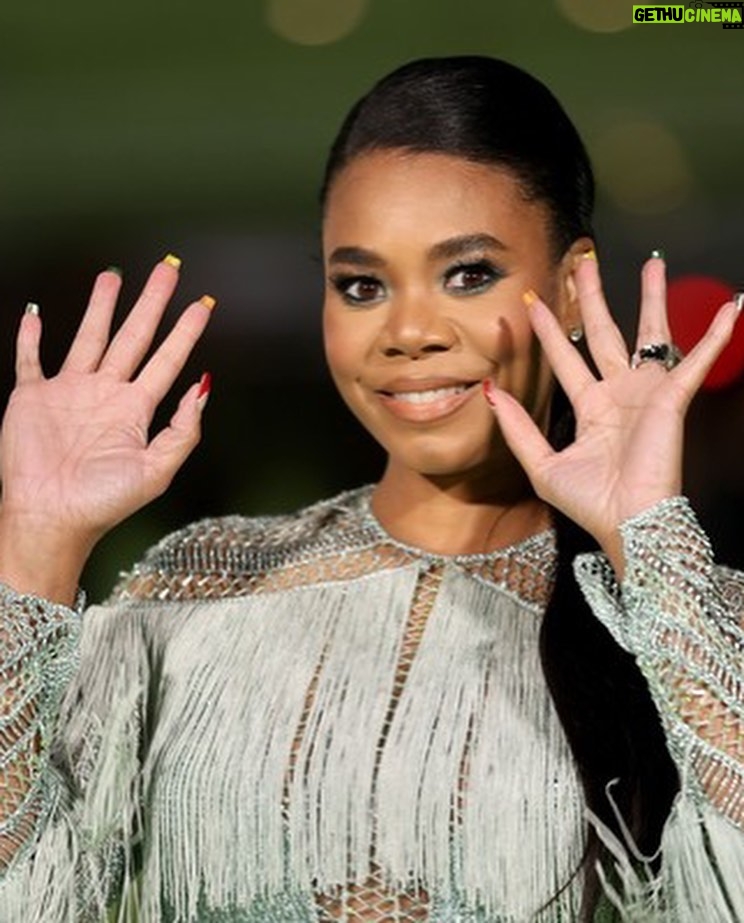 Regina Hall Instagram - About last night 🤍 Thank you to @theacademy and @nicolekidman for a wonderful night! And to the team that made it happen 😘 👗@edmondalison 💄 @lewinadavid 💇🏾‍♀️ @shornelll 💅 @chuenails